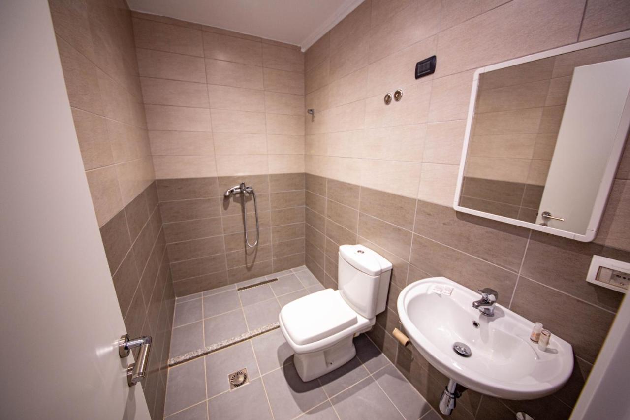Miki Hotel 4*