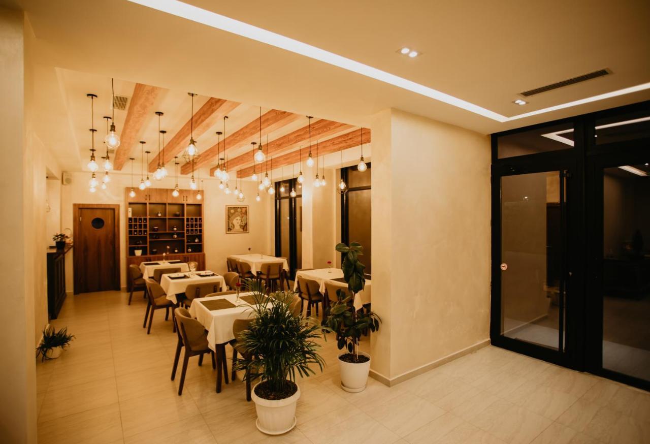 Miki Hotel 4*